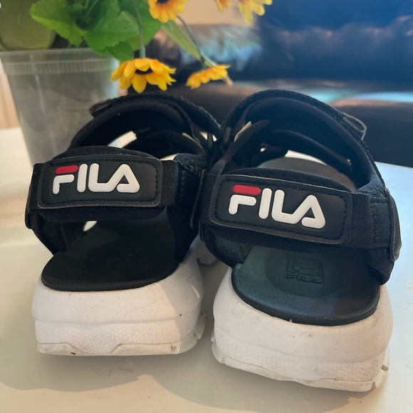 Fila disruptor sandals - Picture 4 of 9
